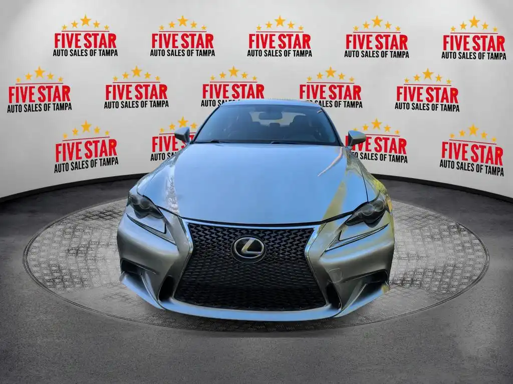 2016 Lexus IS 350 200t's photo