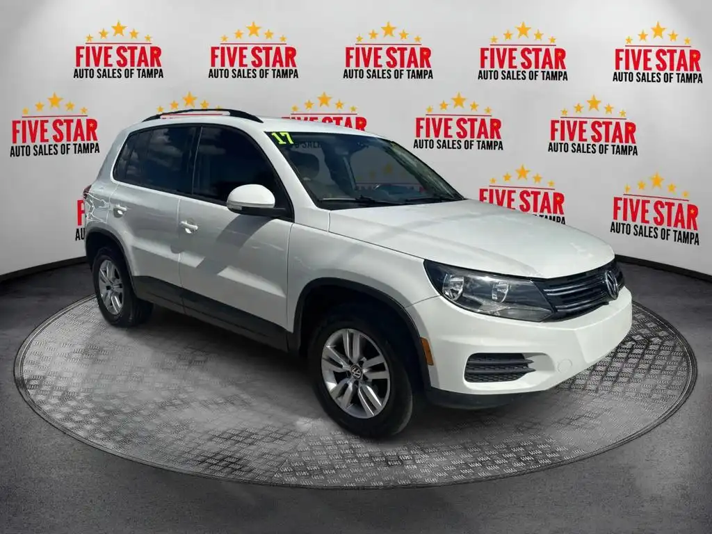 2017 Volkswagen Tiguan 2.0T S's photo