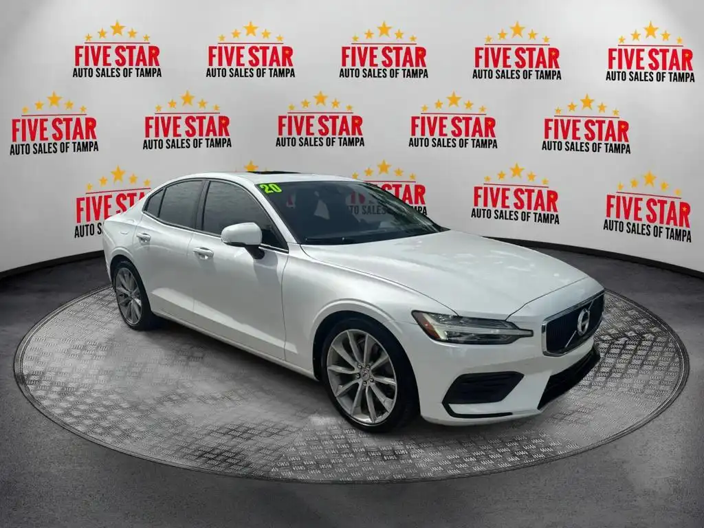 2020 Volvo S60 T6 Momentum AWD's photo