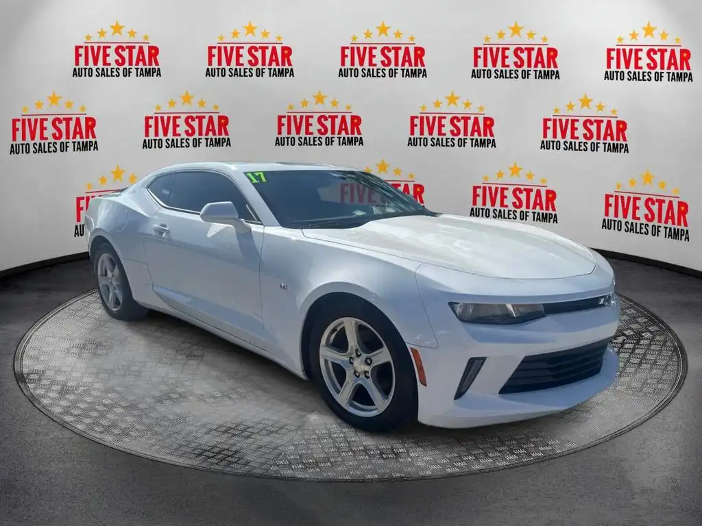 2017 Chevrolet Camaro 2.0 1LT's photo