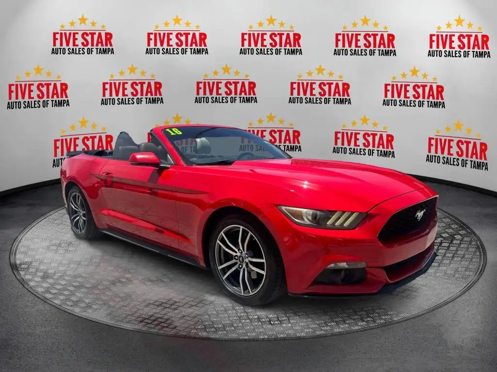 2016 Ford Mustang EcoBoost Convertible Premium's photo