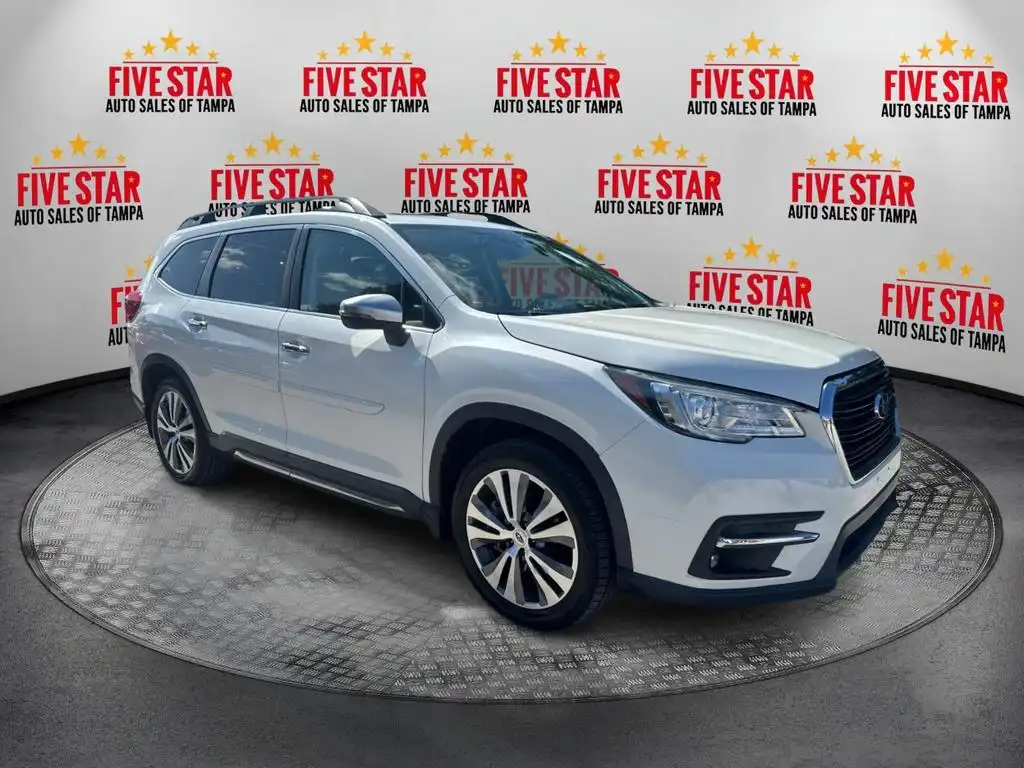 2019 Subaru Ascent Touring's photo