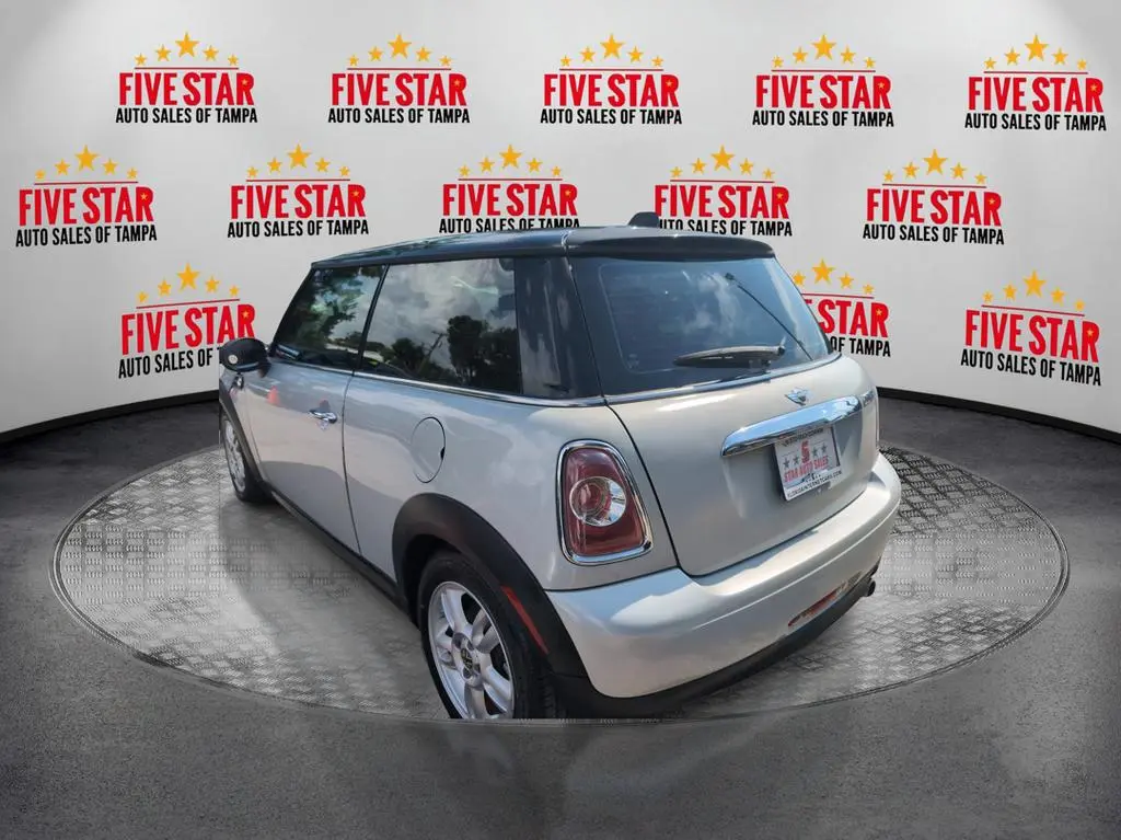 2013 MINI Cooper Base photo 5
