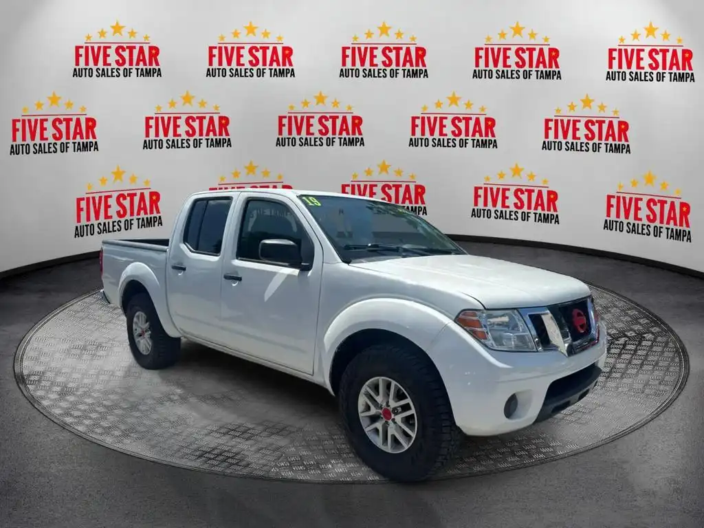 2019 Nissan Frontier 4.0 SV Crew Cab 4X4 AT SWB's photo