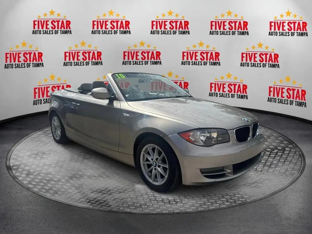 2010 BMW 1 Series 128i Convertible's photo