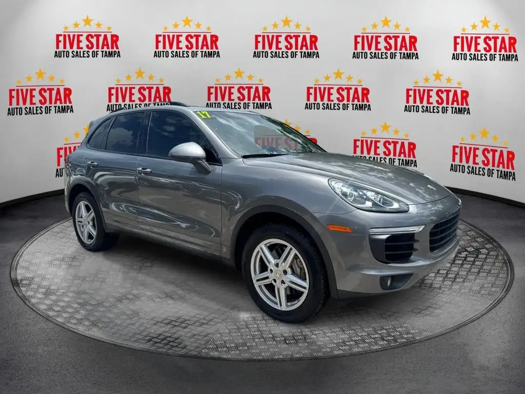 2017 Porsche Cayenne S's photo
