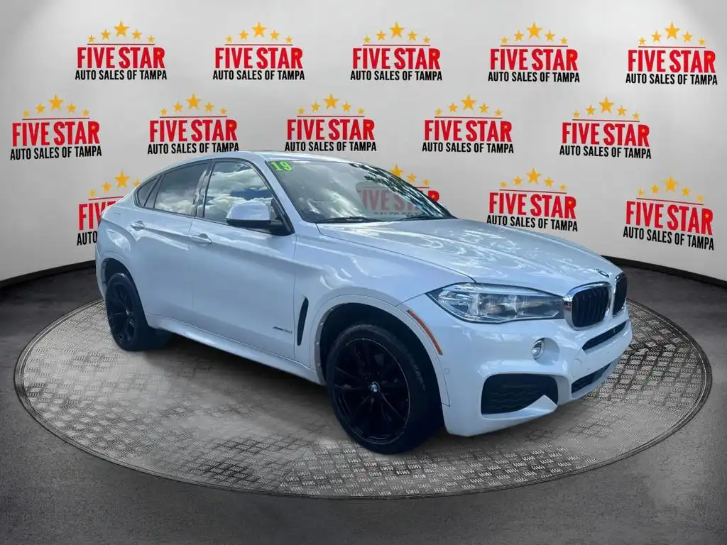 2019 BMW X6 xDrive35i's photo