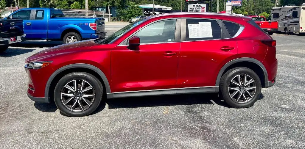 2018 Mazda CX-5 Touring auto photo 1