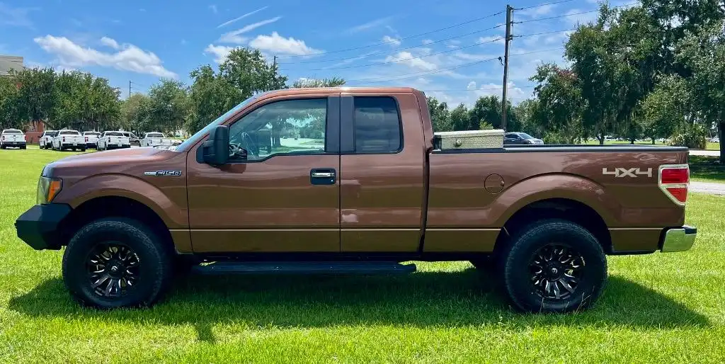 2011 Ford F-150 XLT 4WD SuperCab 163 in's photo