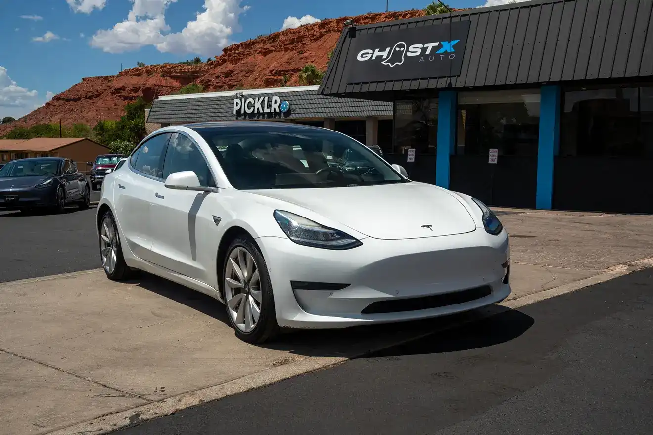 2020 Tesla Model 3 Long Range Dual Motor All-Wheel Drive's photo