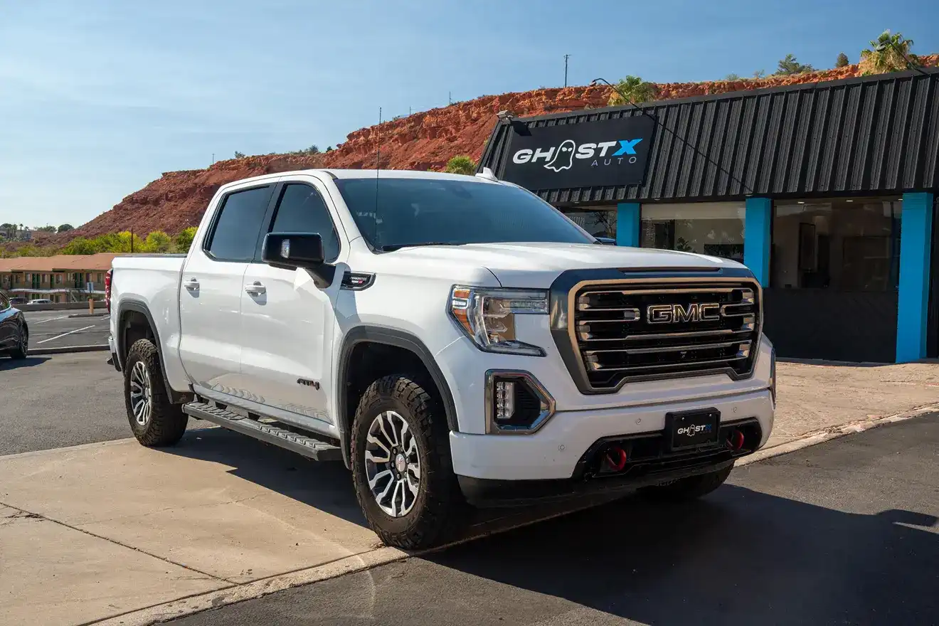 2020 GMC Sierra 4WD Crew Cab Short Box AT4's photo