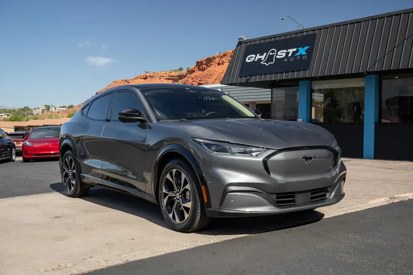 2023 Ford Mustang-Mach-e Premium's photo