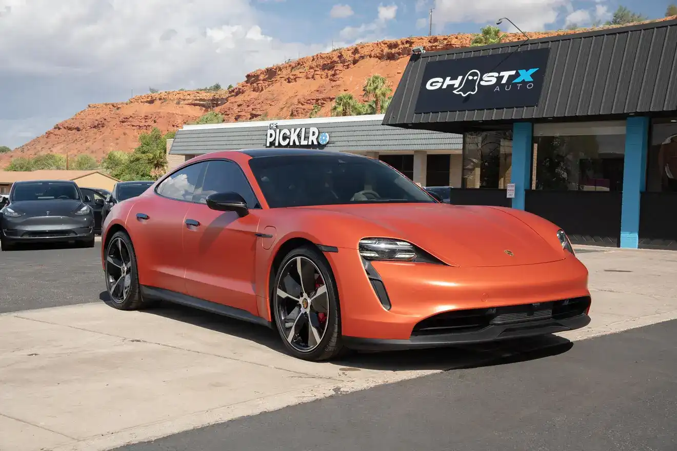 2021 Porsche Taycan 4S's photo