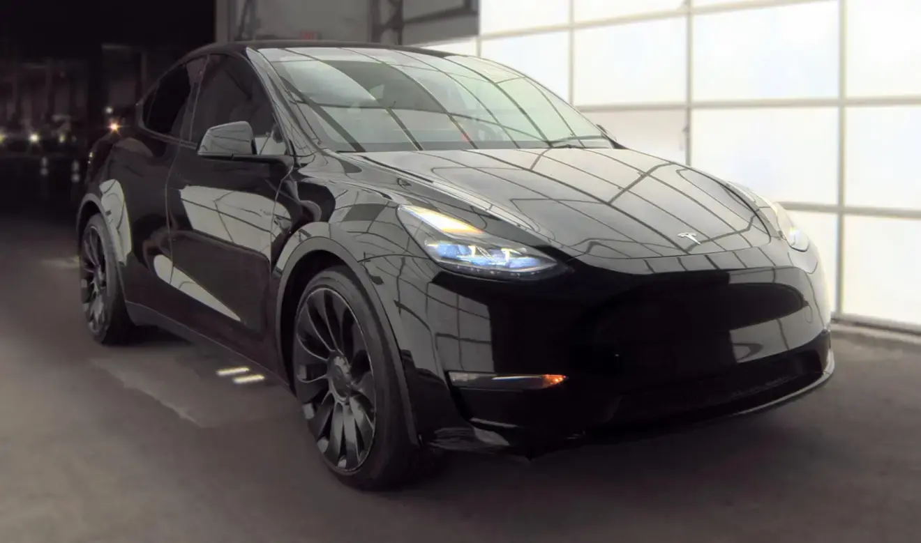 2023 Tesla Model Y Long Range Dual Motor AWD photo 4