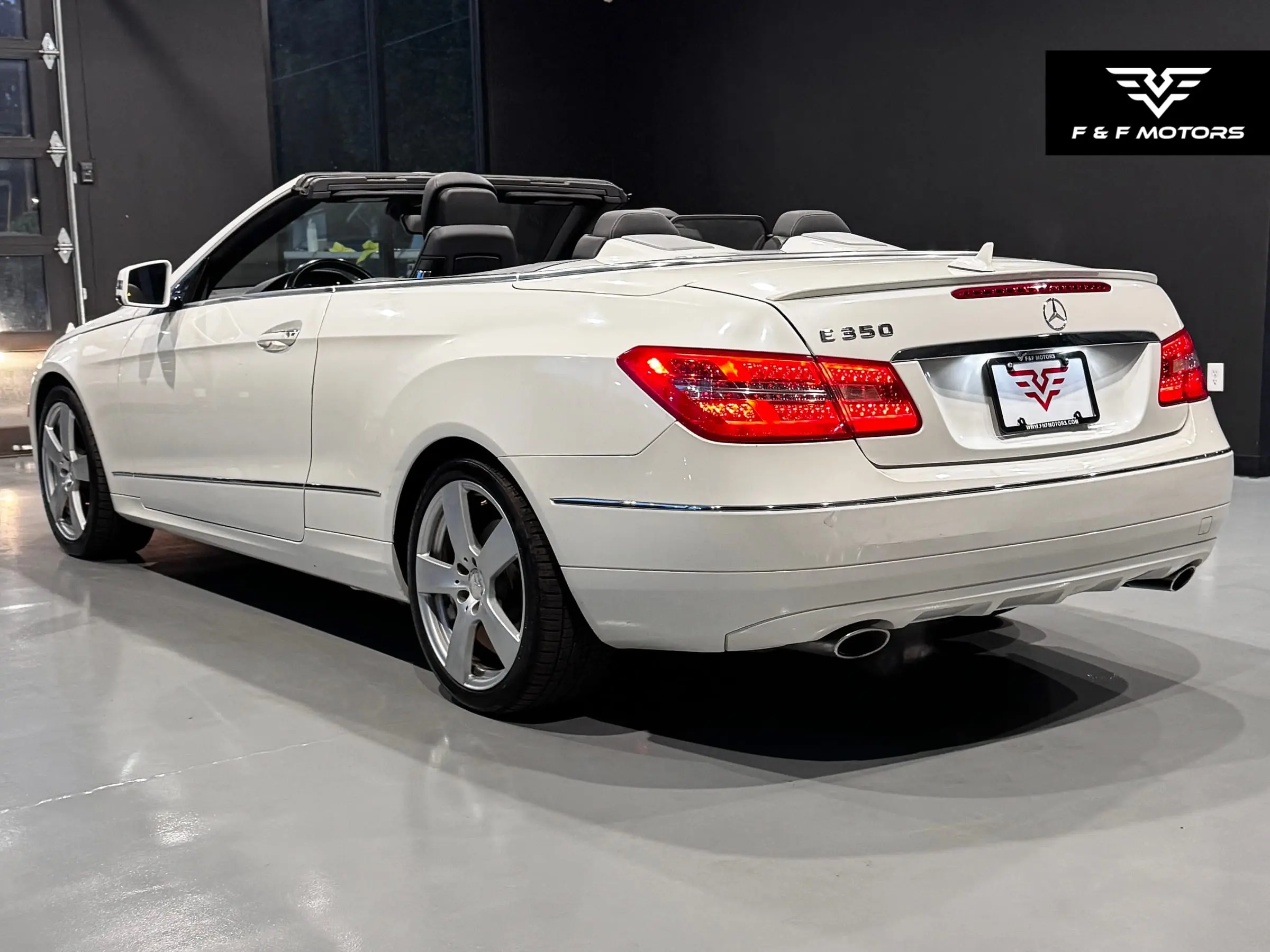 2013 Mercedes-Benz E-Class E350 photo 5