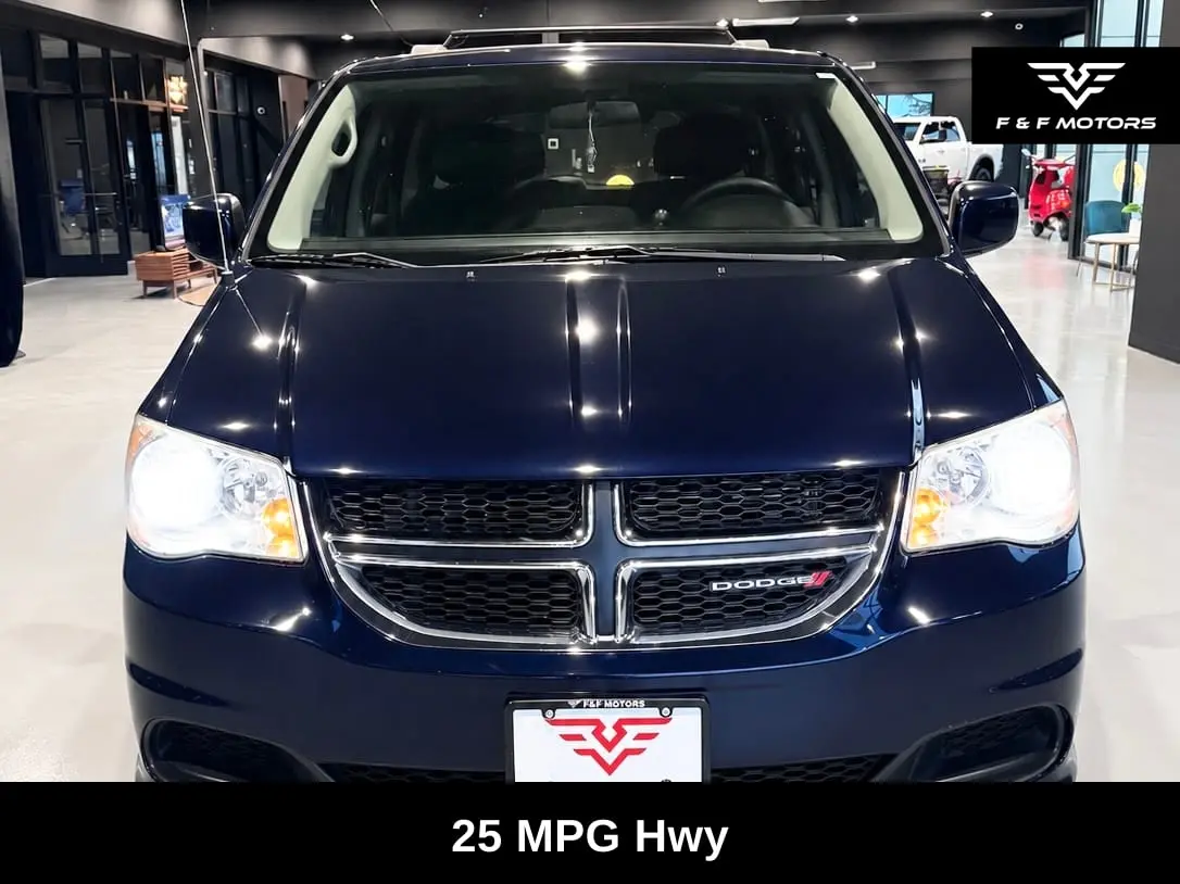 2012 Dodge Grand Caravan SXT photo 5
