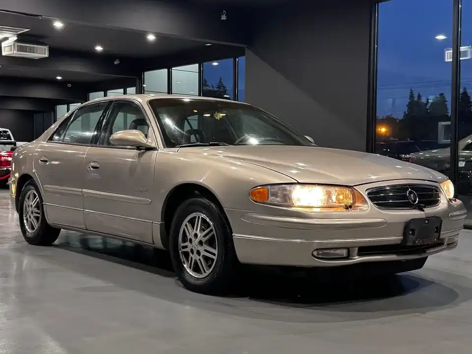 2000 Buick Regal LS's photo