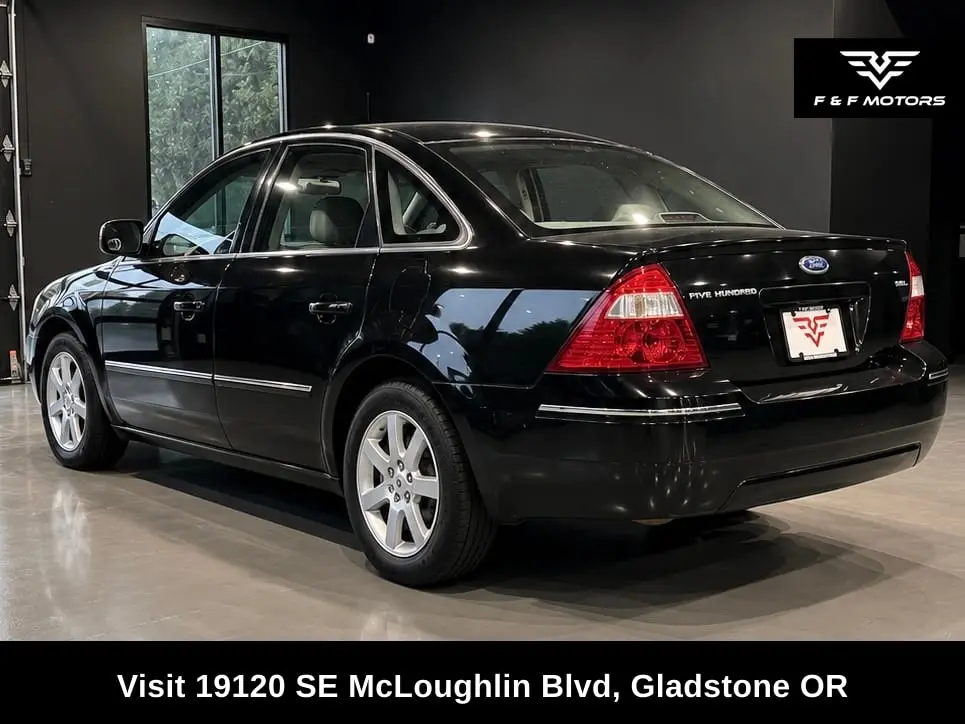 2006 Ford Five Hundred SEL photo 4