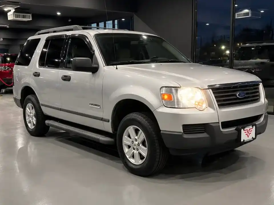2006 Ford Explorer XLS 4WD's photo