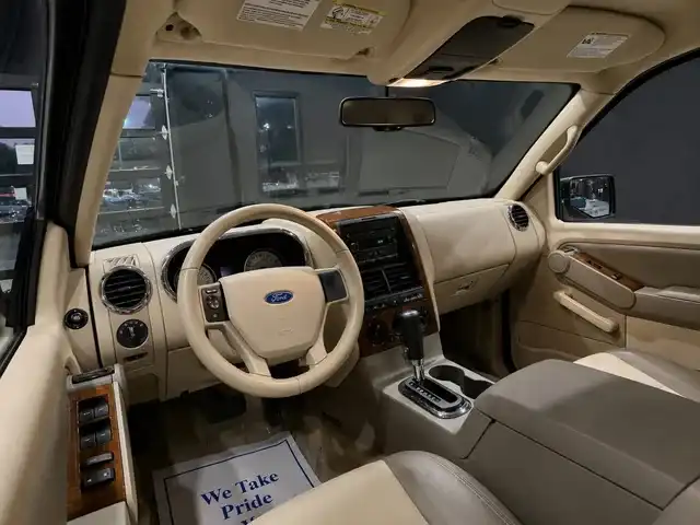 2006 Ford Explorer 4.0 Eddie Bauer 4WD's photo