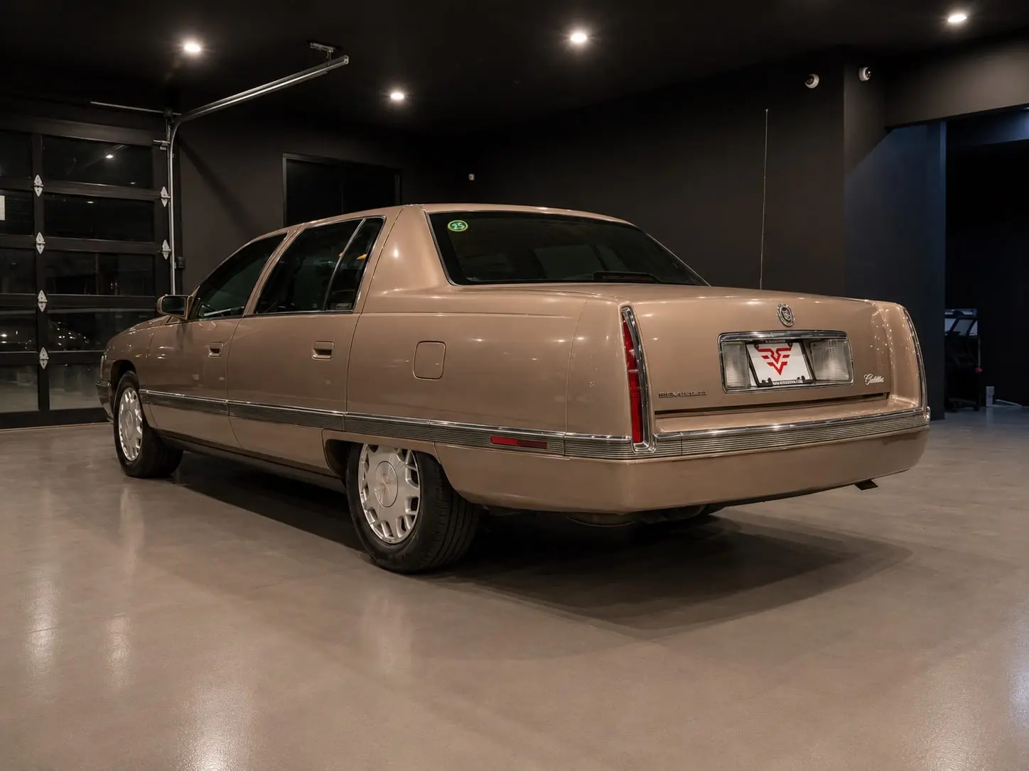 1995 Cadillac DeVille undefined photo 5