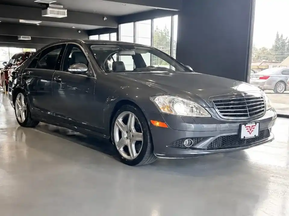 2009 Mercedes-Benz S-Class S550 4MATIC's photo