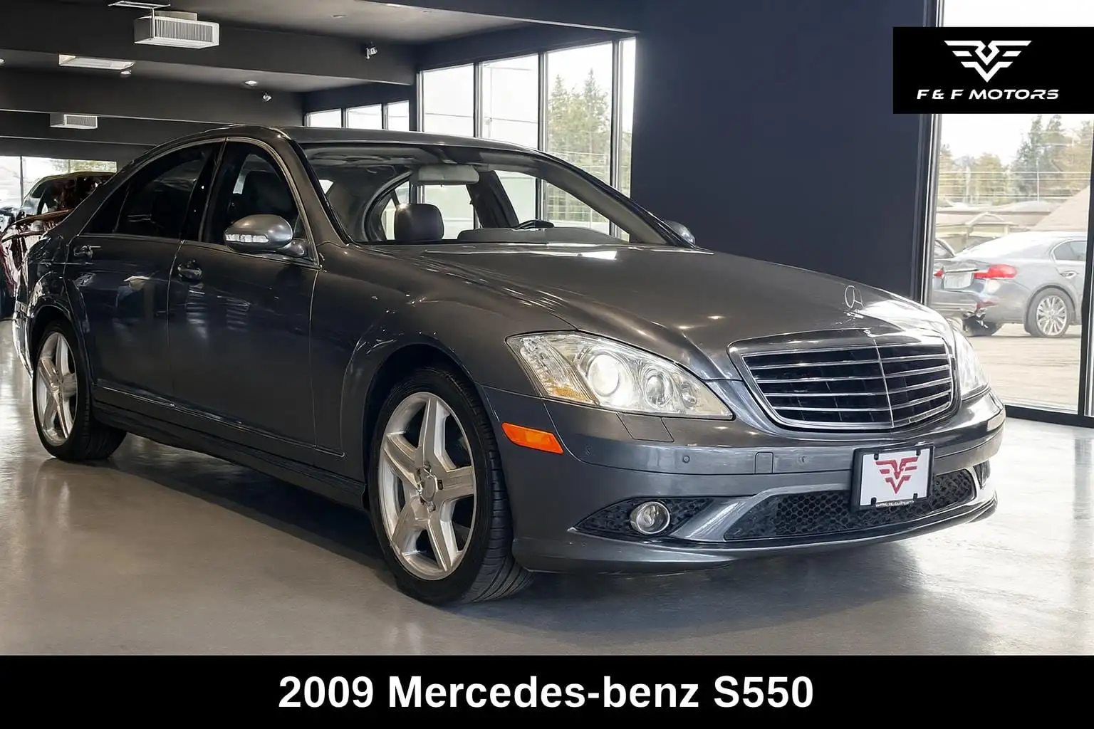 2009 Mercedes-Benz S-Class S550 4MATIC's photo