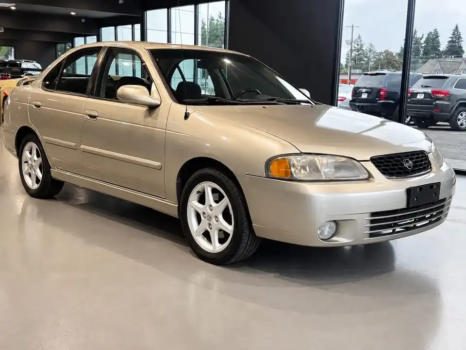 2000 Nissan Sentra SE's photo