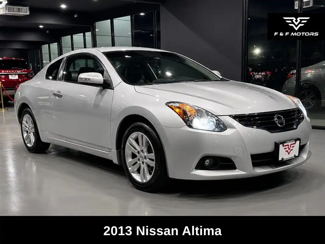 2013 Nissan Altima Coupe 2.5 S CVT's photo