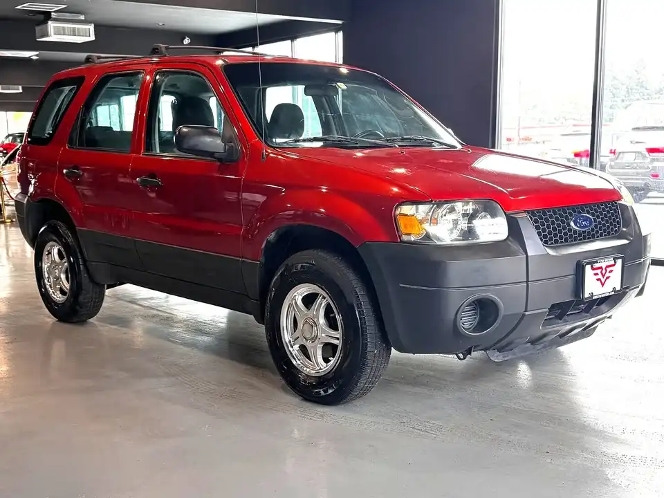 2007 Ford Escape XLS FWD's photo
