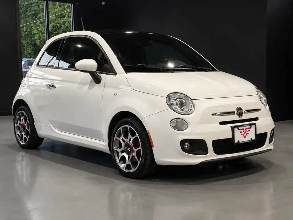 2014 FIAT 500 Sport's photo