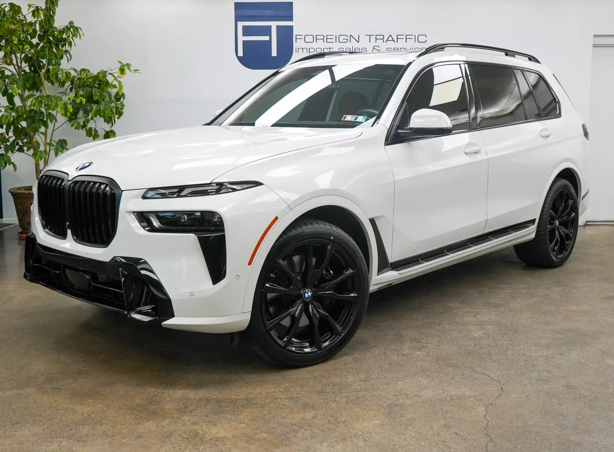2023 BMW X7 xDrive40i's photo