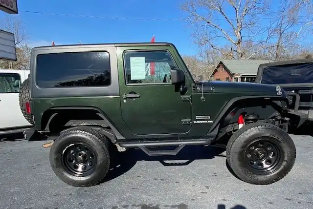 2010 Jeep Wrangler Sport's photo