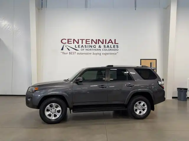 2023 Toyota 4Runner SR5 Premium 4WD V6's photo