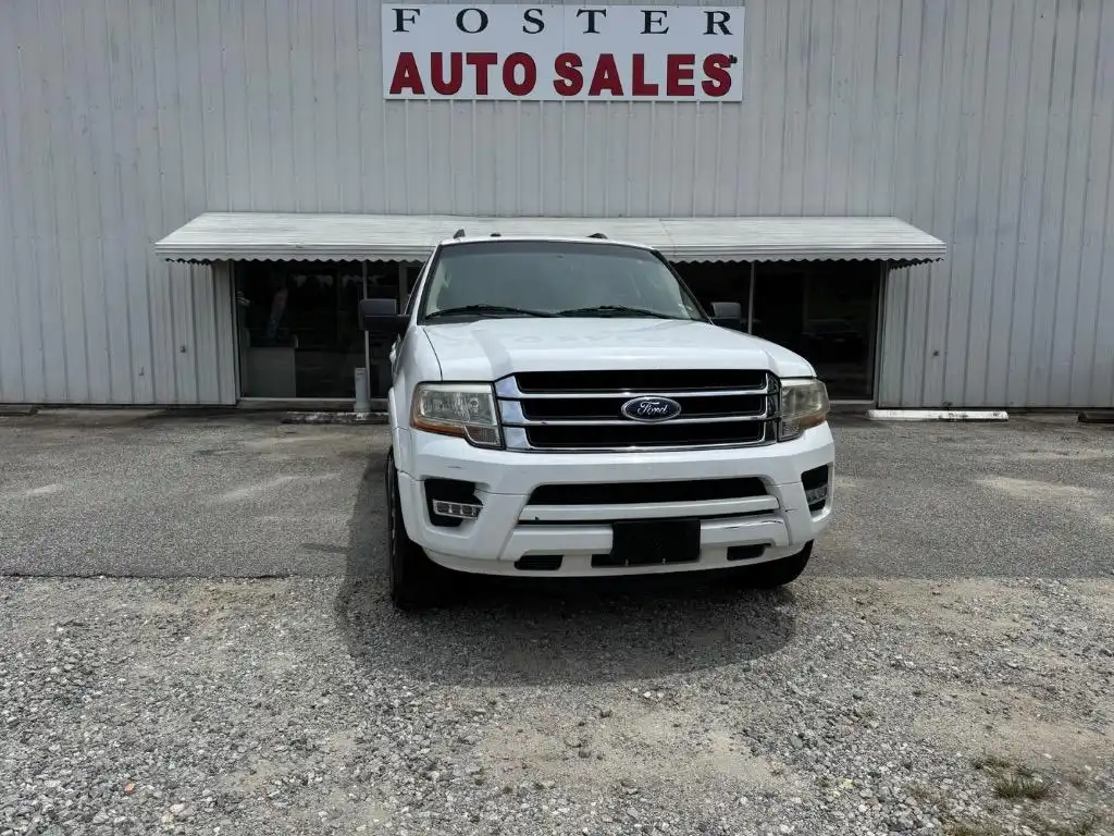 2015 Ford Expedition XLT's photo