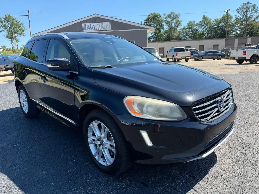 2016 Volvo XC60 T5 Drive-E FWD Premier's photo