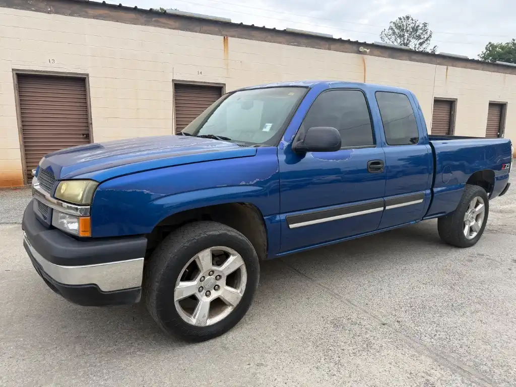 2003 Chevrolet Silverado 1500 4X4 Extended Cab SWB's photo