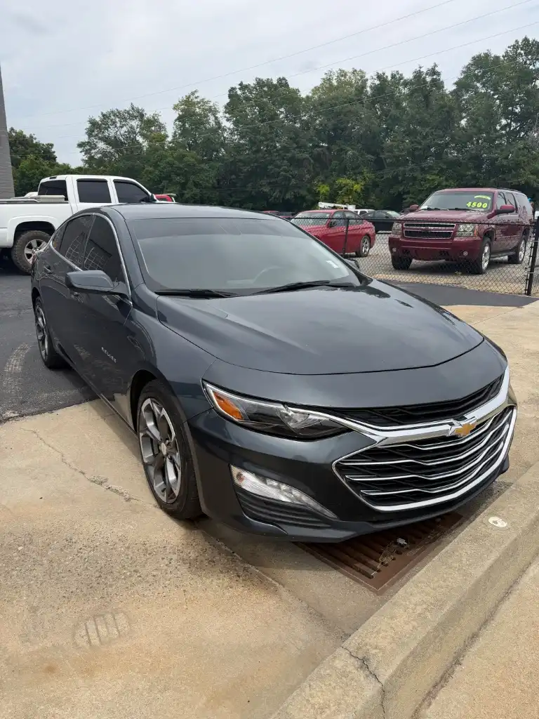 2021 Chevrolet Malibu 1LT's photo