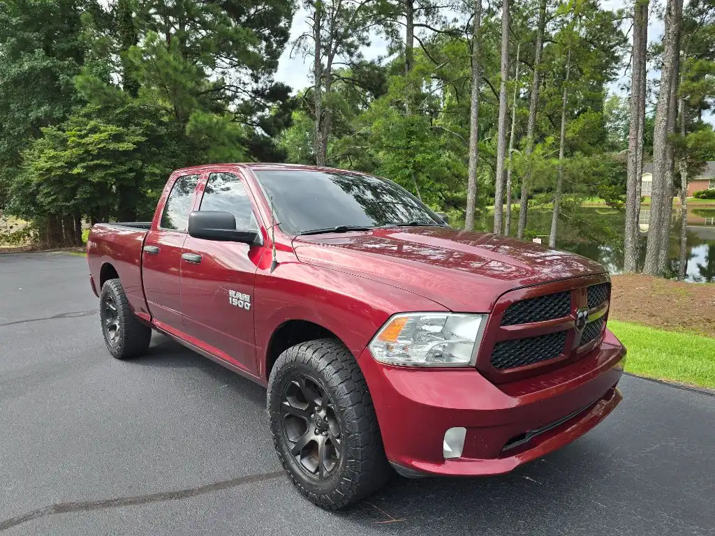 2016 RAM 1500 Express 4x4 Quad Cab 6'4's photo