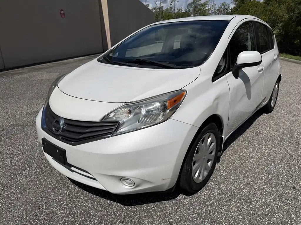 2014 Nissan Versa Note 1.6 S MT's photo