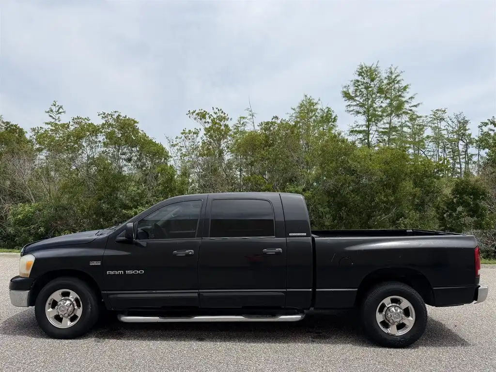 2006 Dodge Ram 1500 SLT Mega Cab SWB's photo