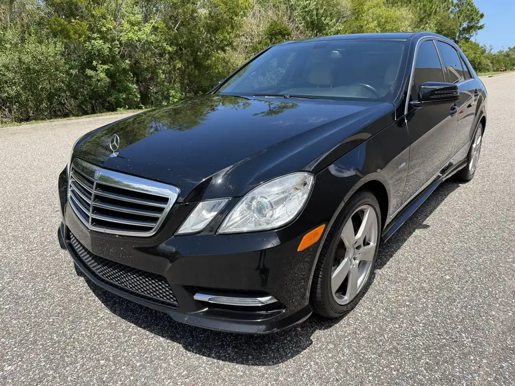 2012 Mercedes-Benz E-Class E350 Luxury's photo