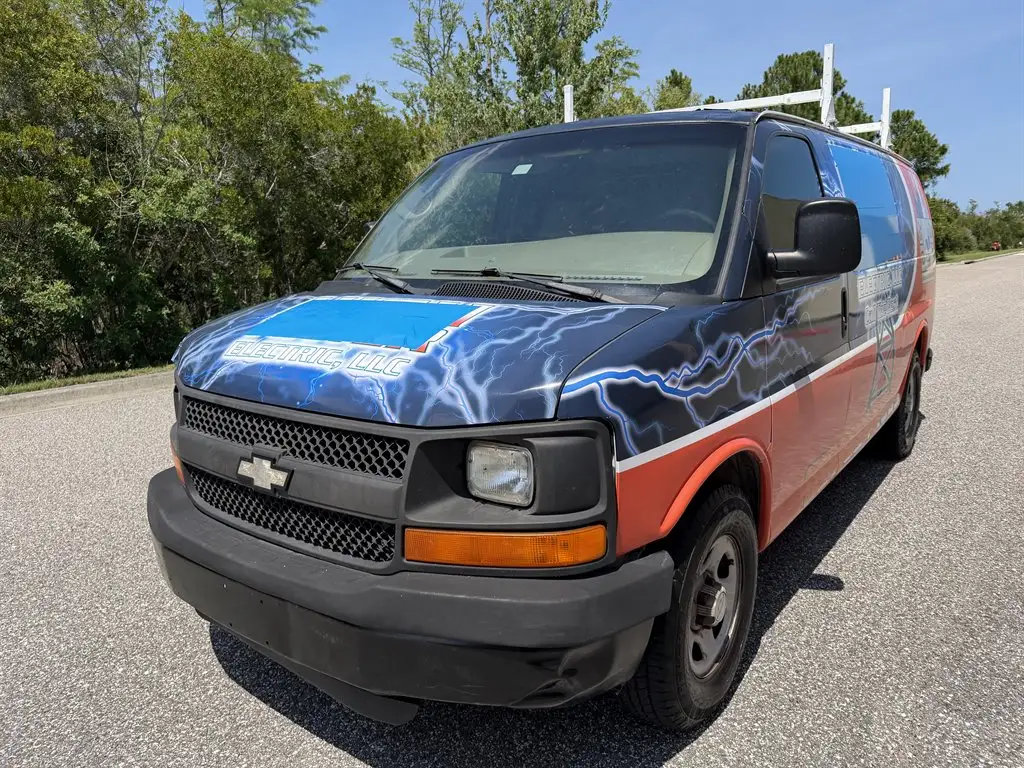 2008 Chevrolet Express 1500 Work Van photo 1