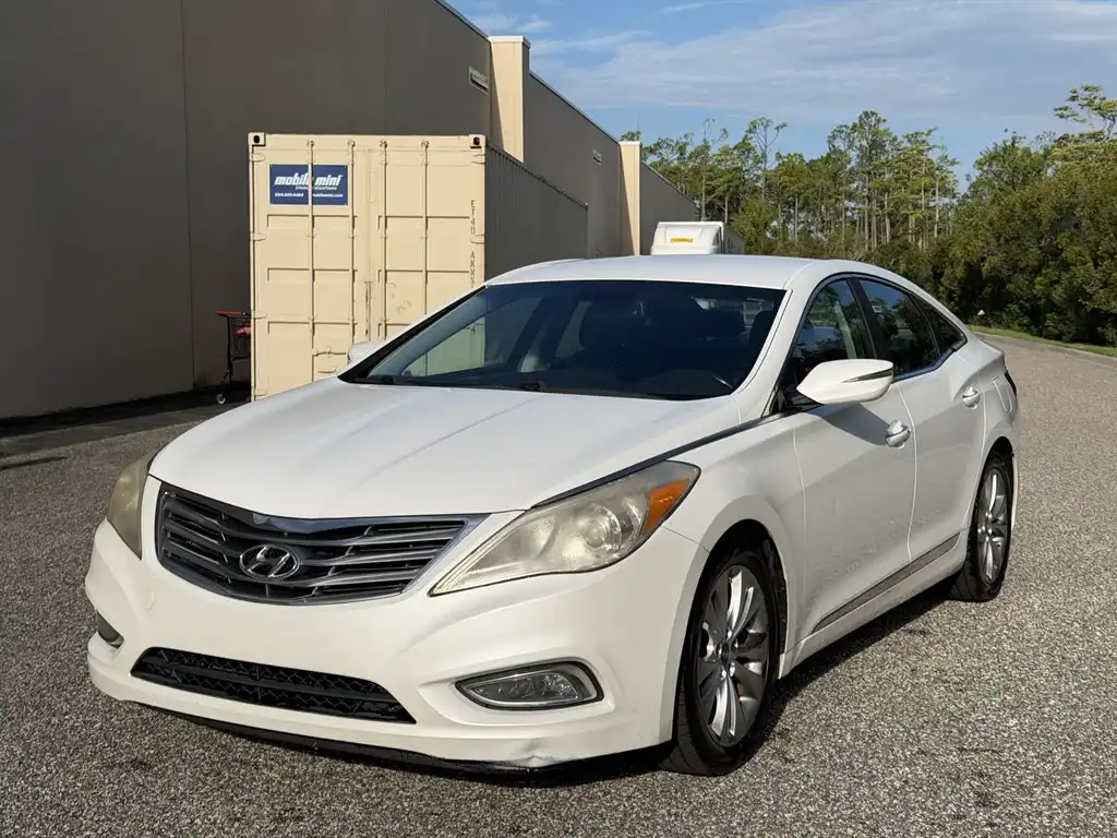2013 Hyundai Azera Base's photo