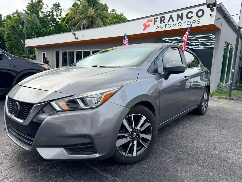 2020 Nissan Versa 1.6 SV CVT's photo