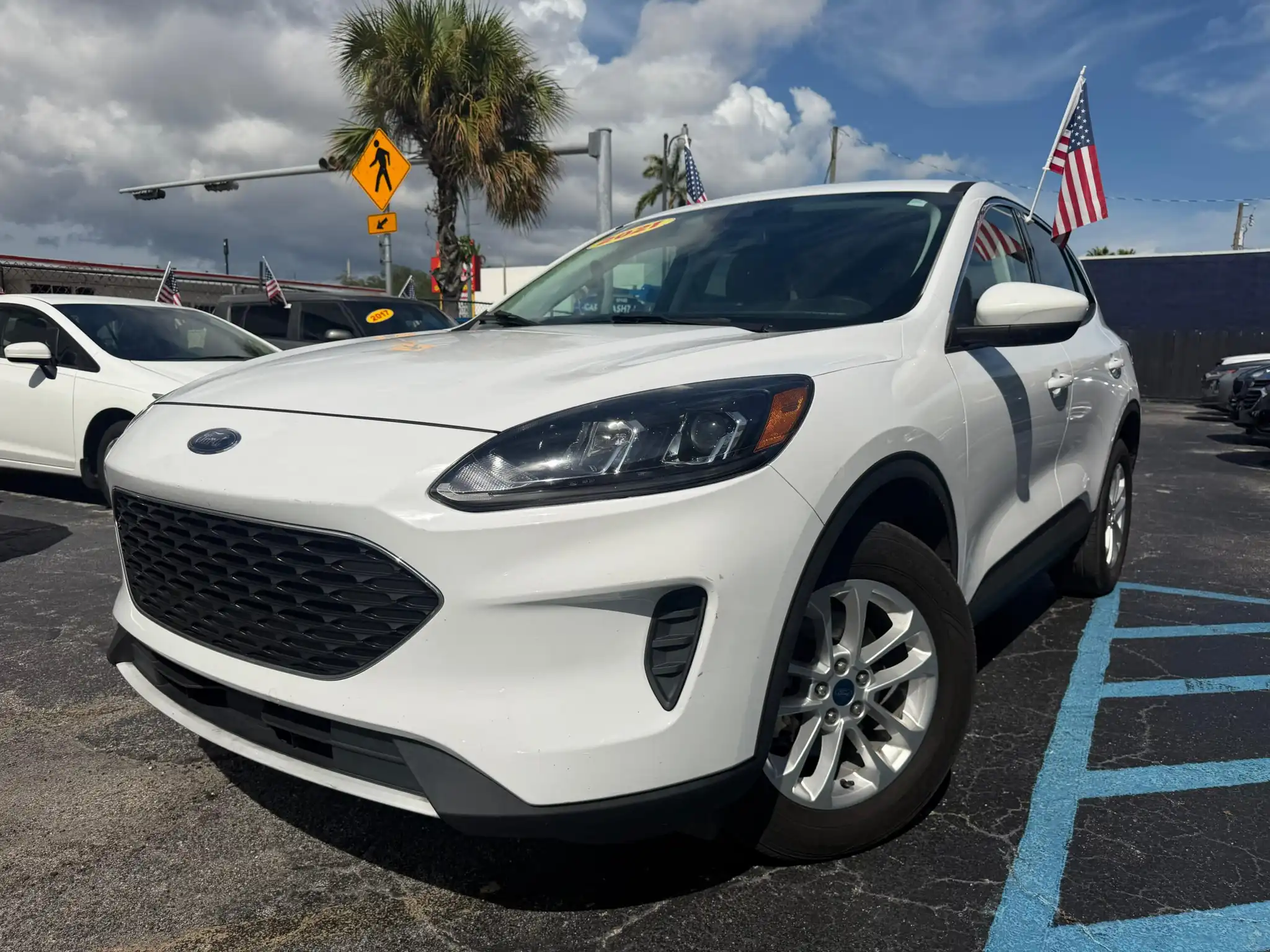2021 Ford Escape SE AWD's photo