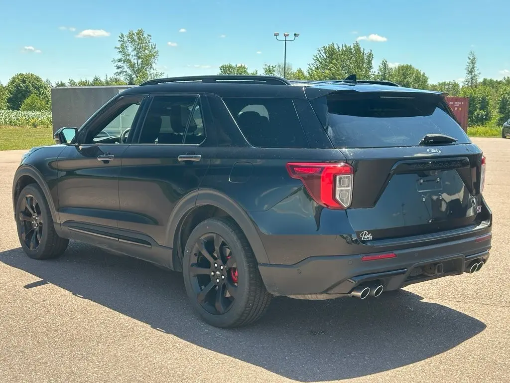 2020 Ford Explorer ST 4WD photo 5