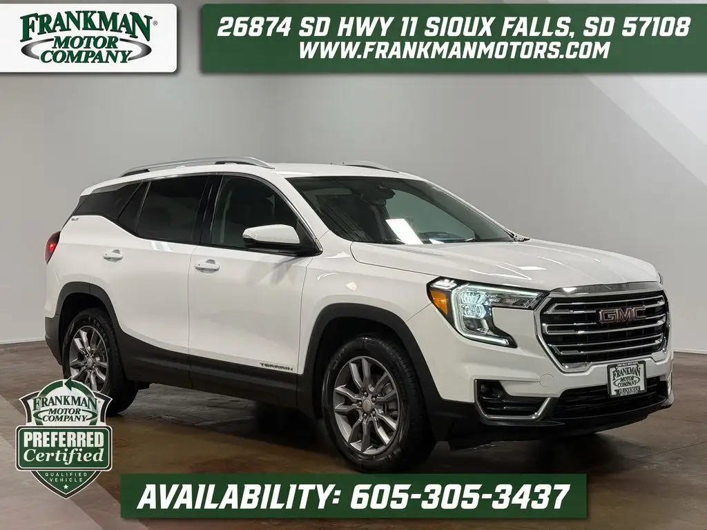 2023 GMC Terrain SLT AWD photo 1