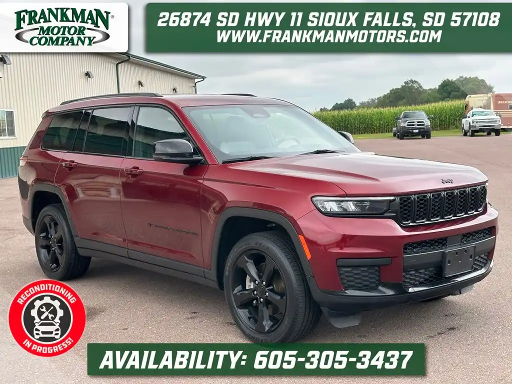2023 Jeep Grand Cherokee L Altitude 4x4's photo