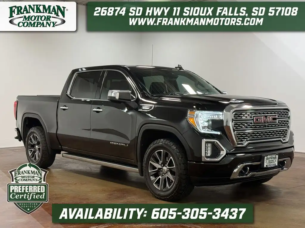 2021 GMC Sierra 4WD Crew Cab Short Box Denali's photo